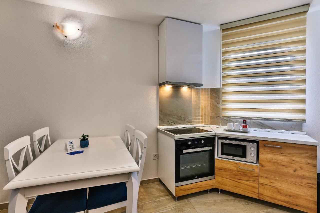 Zara Apartment Budva Exterior photo