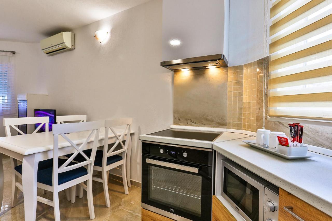 Zara Apartment Budva Exterior photo